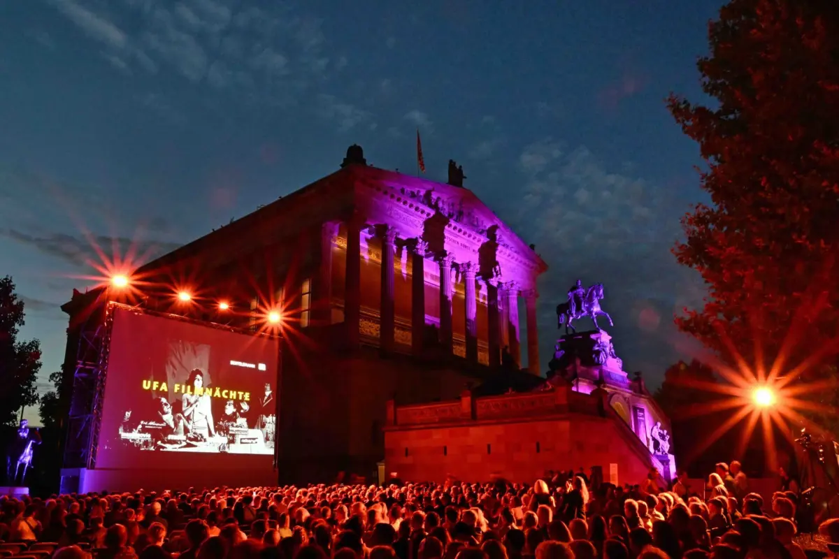 UFA Filmnächte 2026, UFA Filmnächte Berlin, UFA Filmnächte Museumsinsel, Stummfilm Berlin, Open-Air-Kino Berlin,