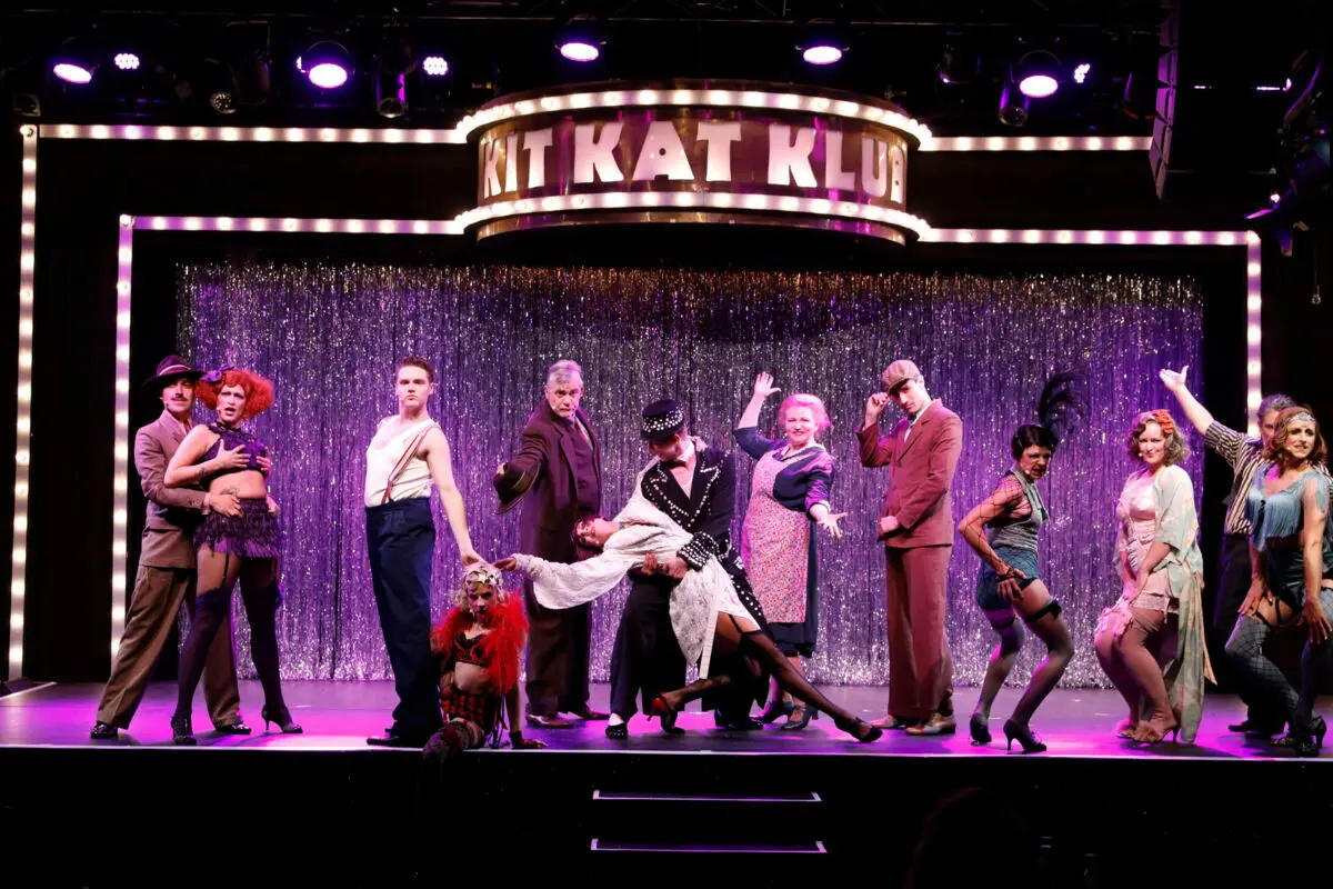 CABARET, TIPI AM KANZLERAMT, Berlin, Sally Bowles, Sophie Berner, Vincent Paterson,